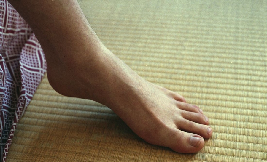 <p>2014<br />
Pillow Feet and<br />
Japanese Sweets</p>

